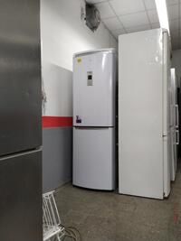 Холодильник Indesit PBAA 33 VD (180642) Привезён из Германии !